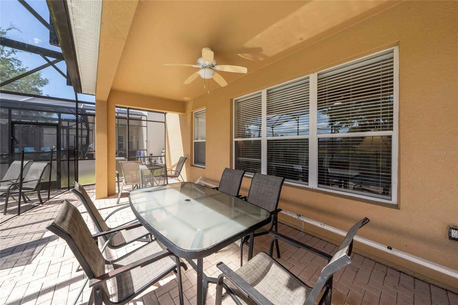 Listing photo id 36 for 7803 Basnett Circle
