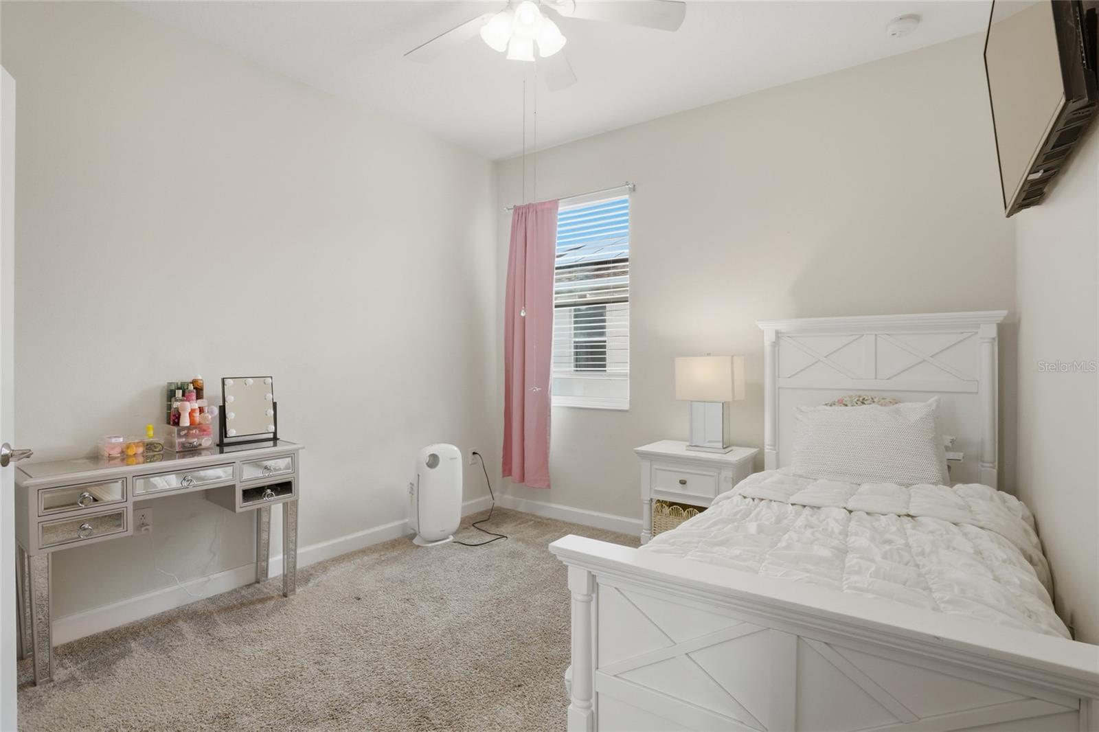 Image 23 of 39 For 2154 Camden Loop