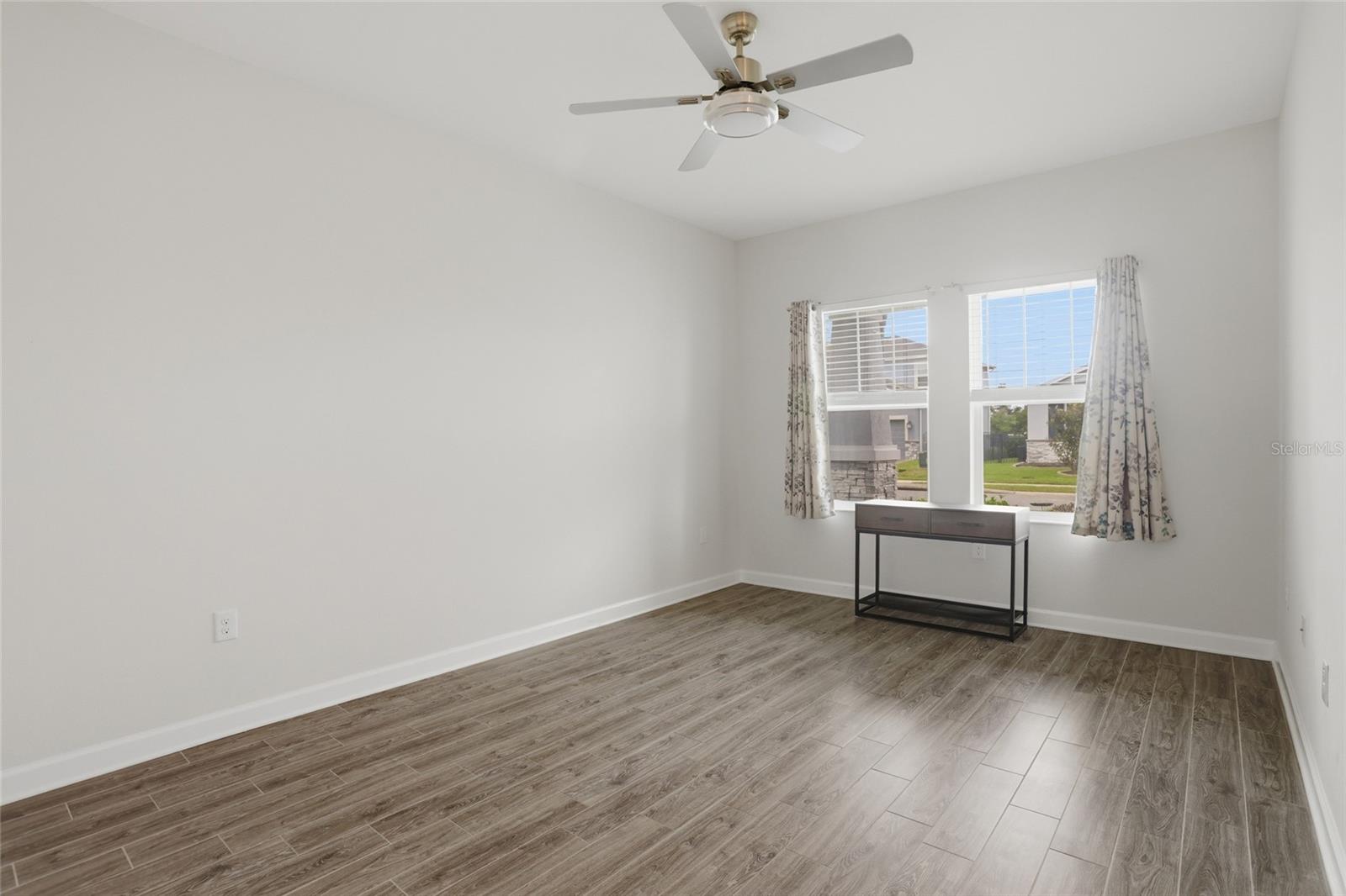 Image 9 of 39 For 2154 Camden Loop