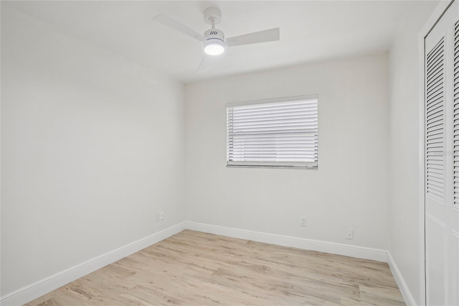 Image 21 of 32 For 1404 Davidson Street