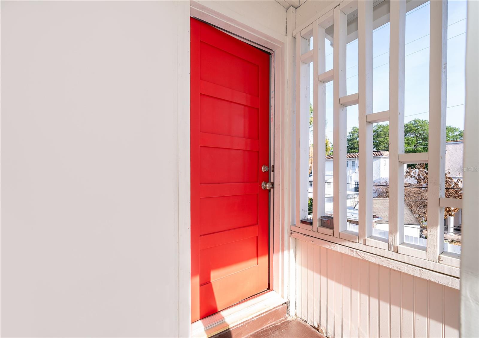 Image 4 of 13 For 601 Delaney Park Drive 4