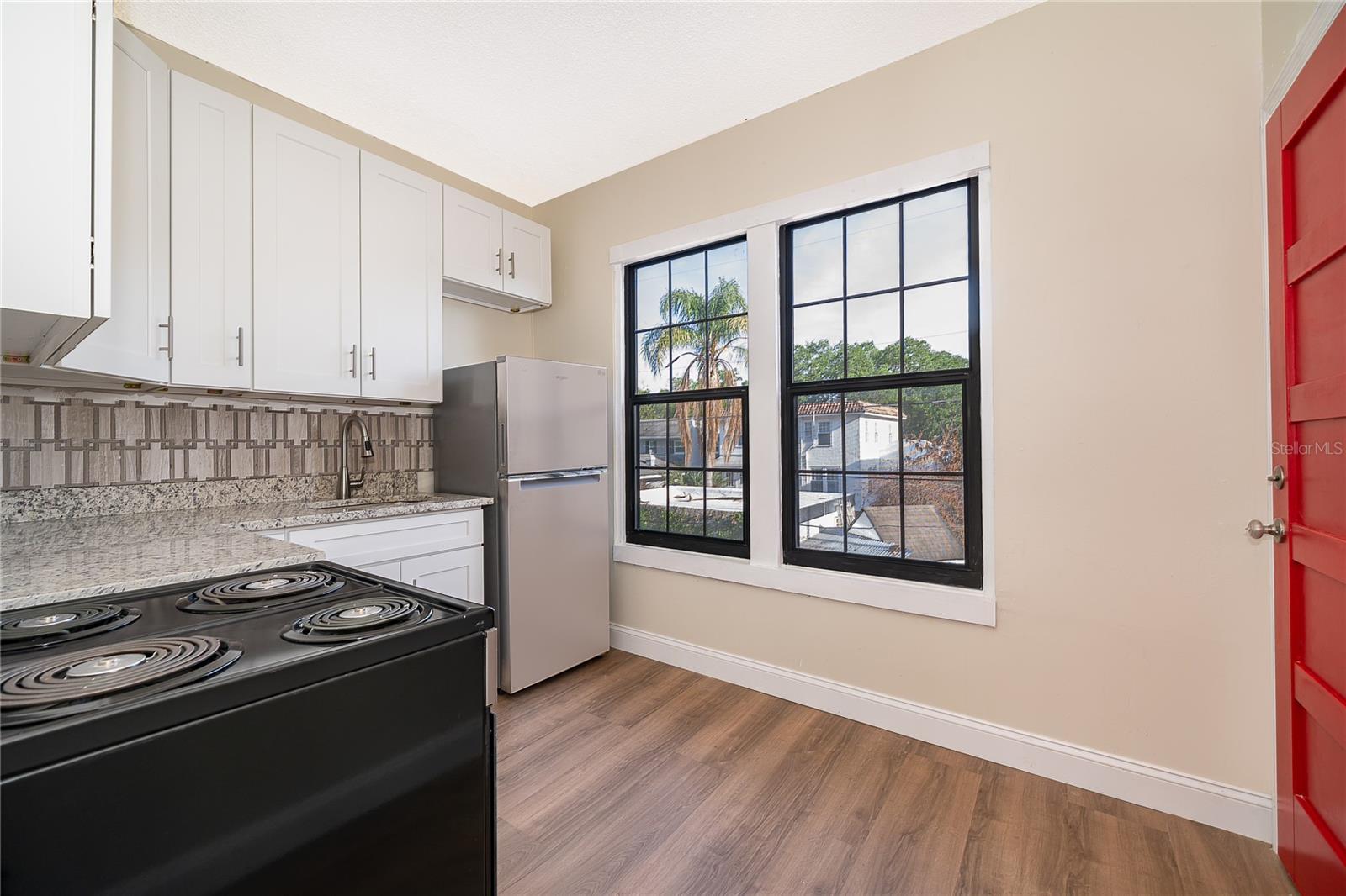 Image 6 of 13 For 601 Delaney Park Drive 4