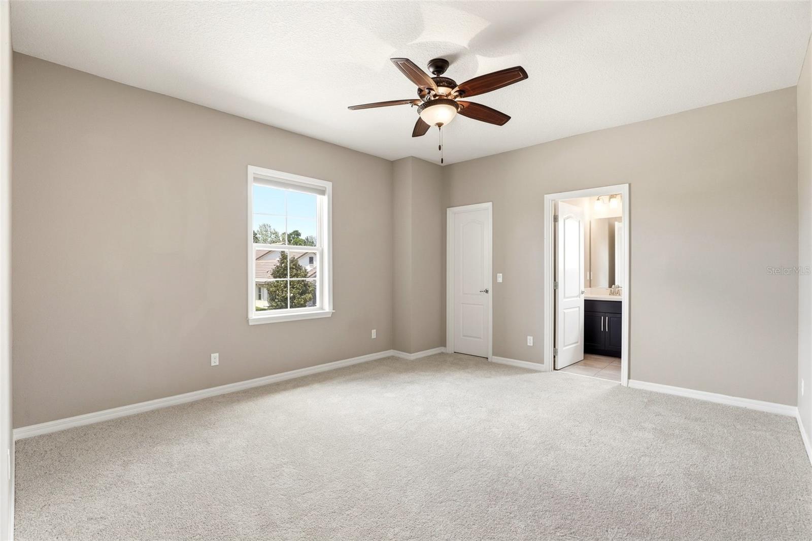 Image 46 of 78 For 3955 Equine Cove