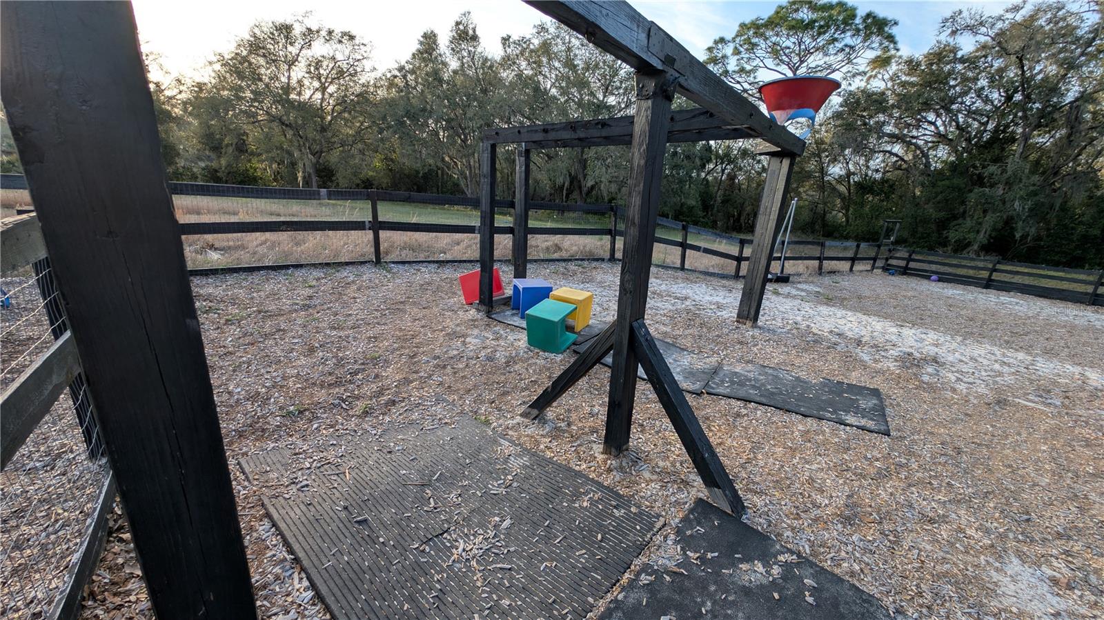 Image 23 of 25 For 25541 Sorrento Avenue