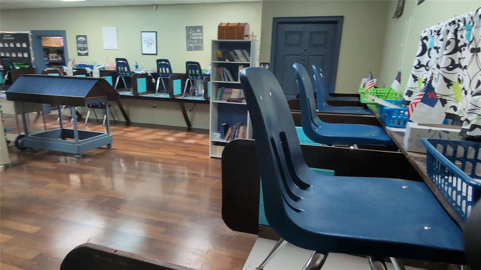 Image 6 of 25 For 25541 Sorrento Avenue