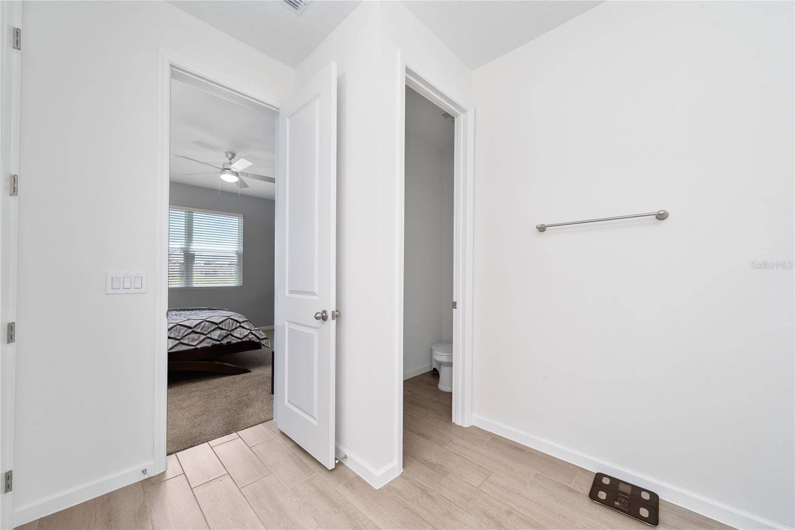 Image 14 of 34 For 1491 August Gray Drive