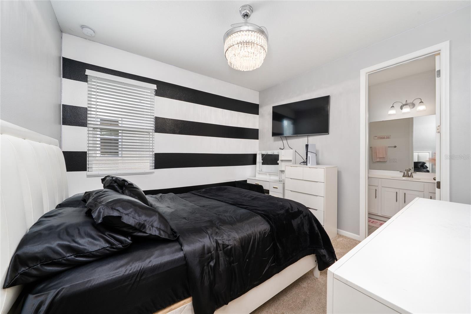 Image 15 of 34 For 1491 August Gray Drive