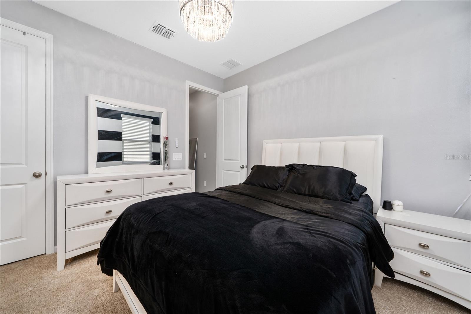 Image 16 of 34 For 1491 August Gray Drive