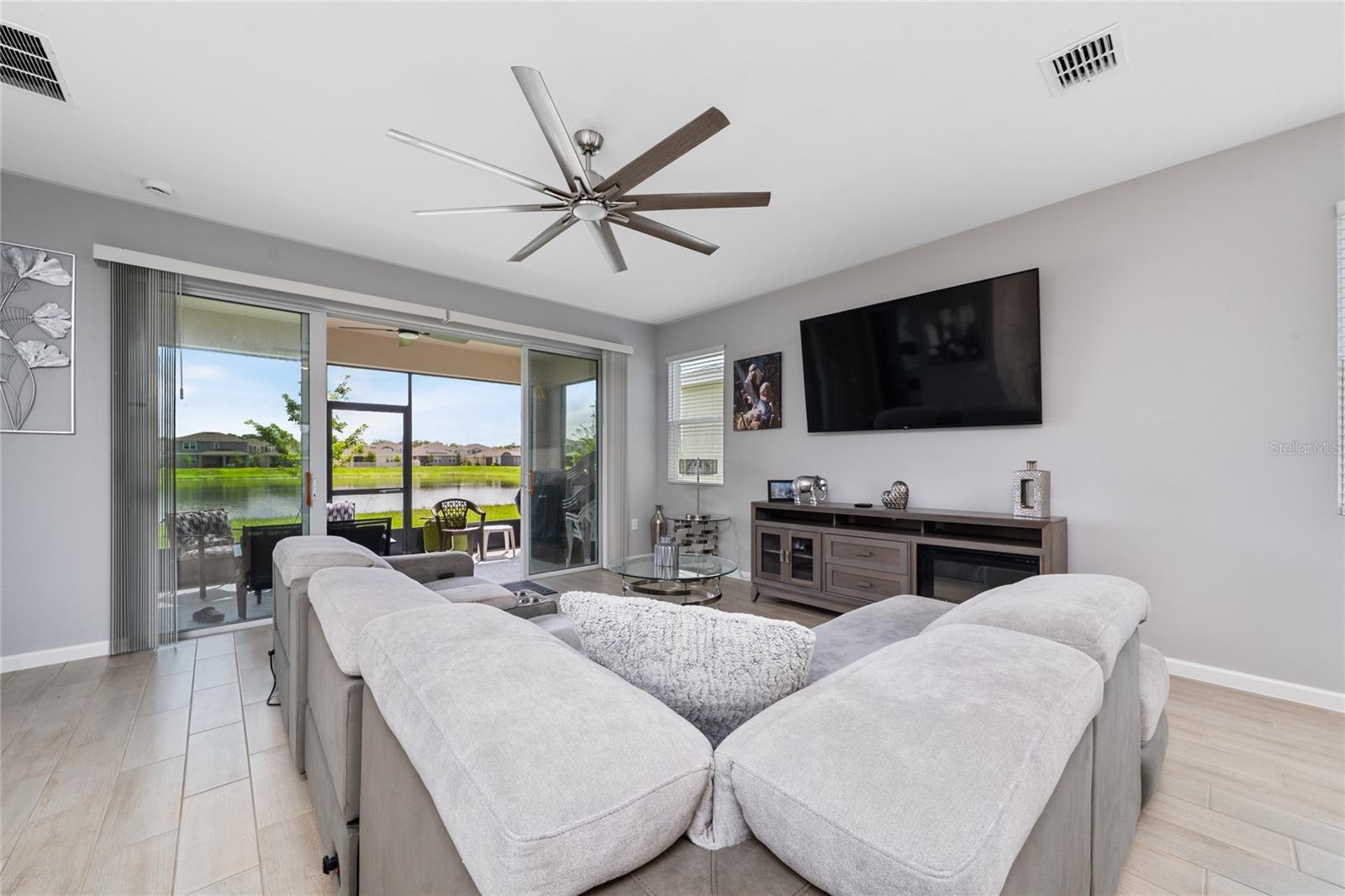 Image 6 of 34 For 1491 August Gray Drive