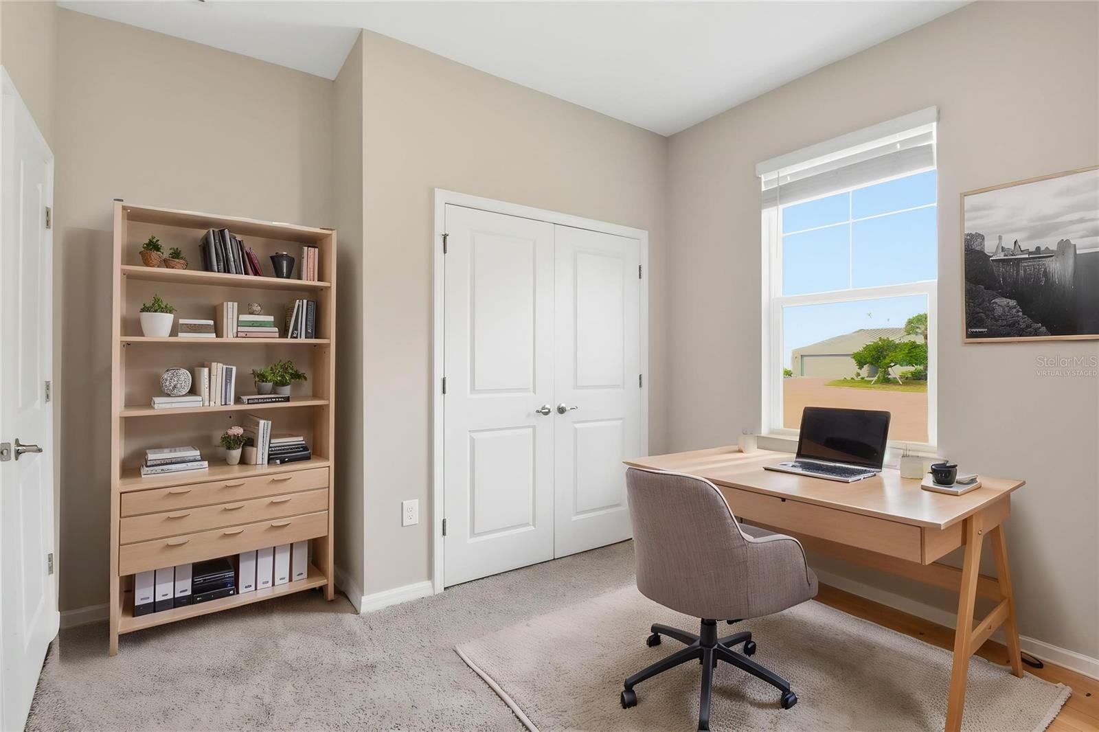 Image 5 of 47 For 480 Daylily Boulevard