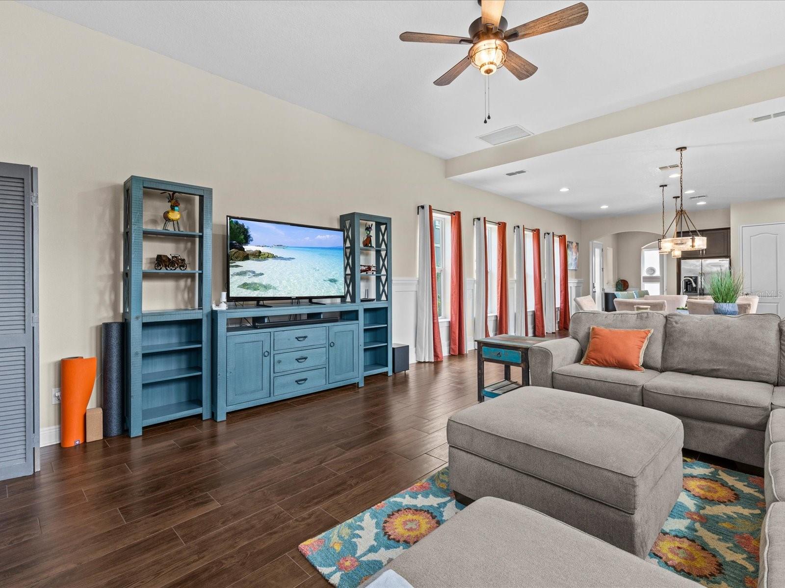 Image 13 of 51 For 8153 Bellow Street