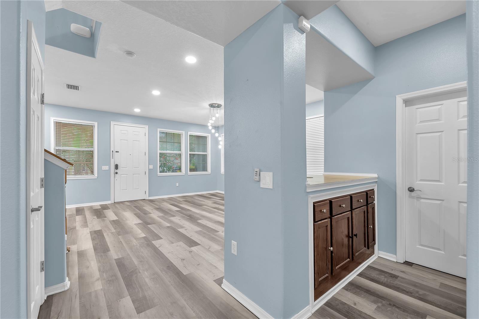 Image 11 of 40 For 10638 Dawns Light Drive