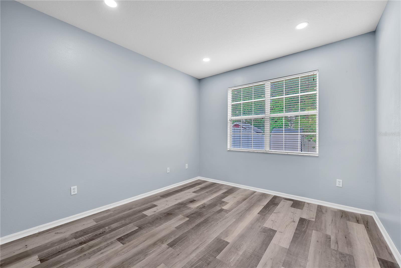 Image 13 of 40 For 10638 Dawns Light Drive