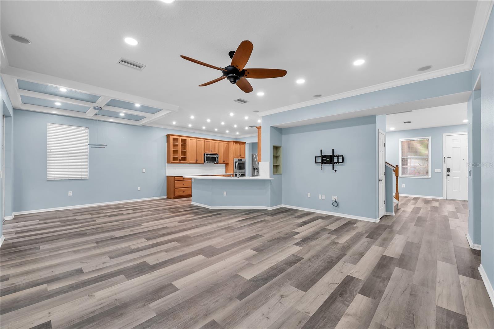 Image 15 of 40 For 10638 Dawns Light Drive