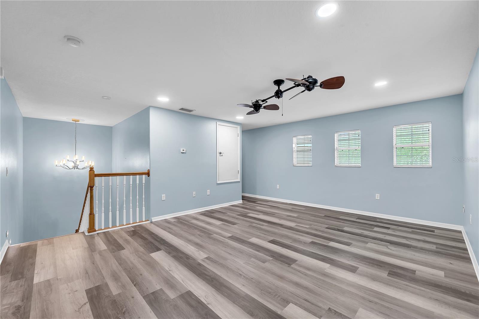 Image 21 of 40 For 10638 Dawns Light Drive