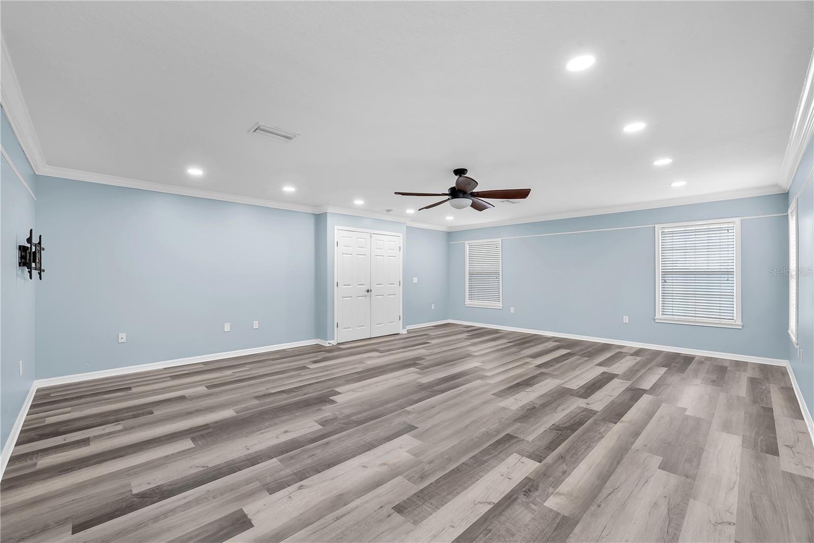 Image 24 of 40 For 10638 Dawns Light Drive