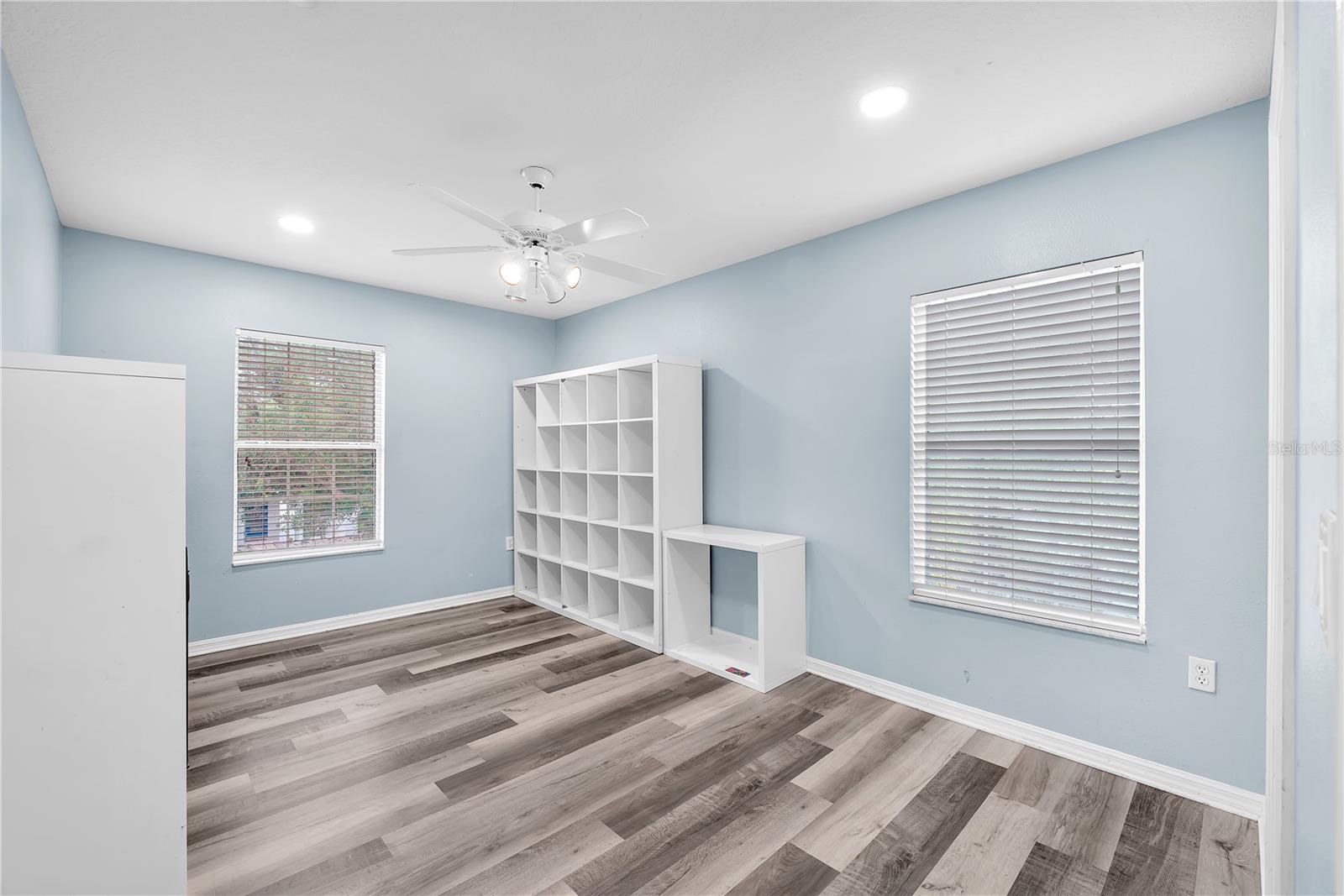 Image 31 of 40 For 10638 Dawns Light Drive