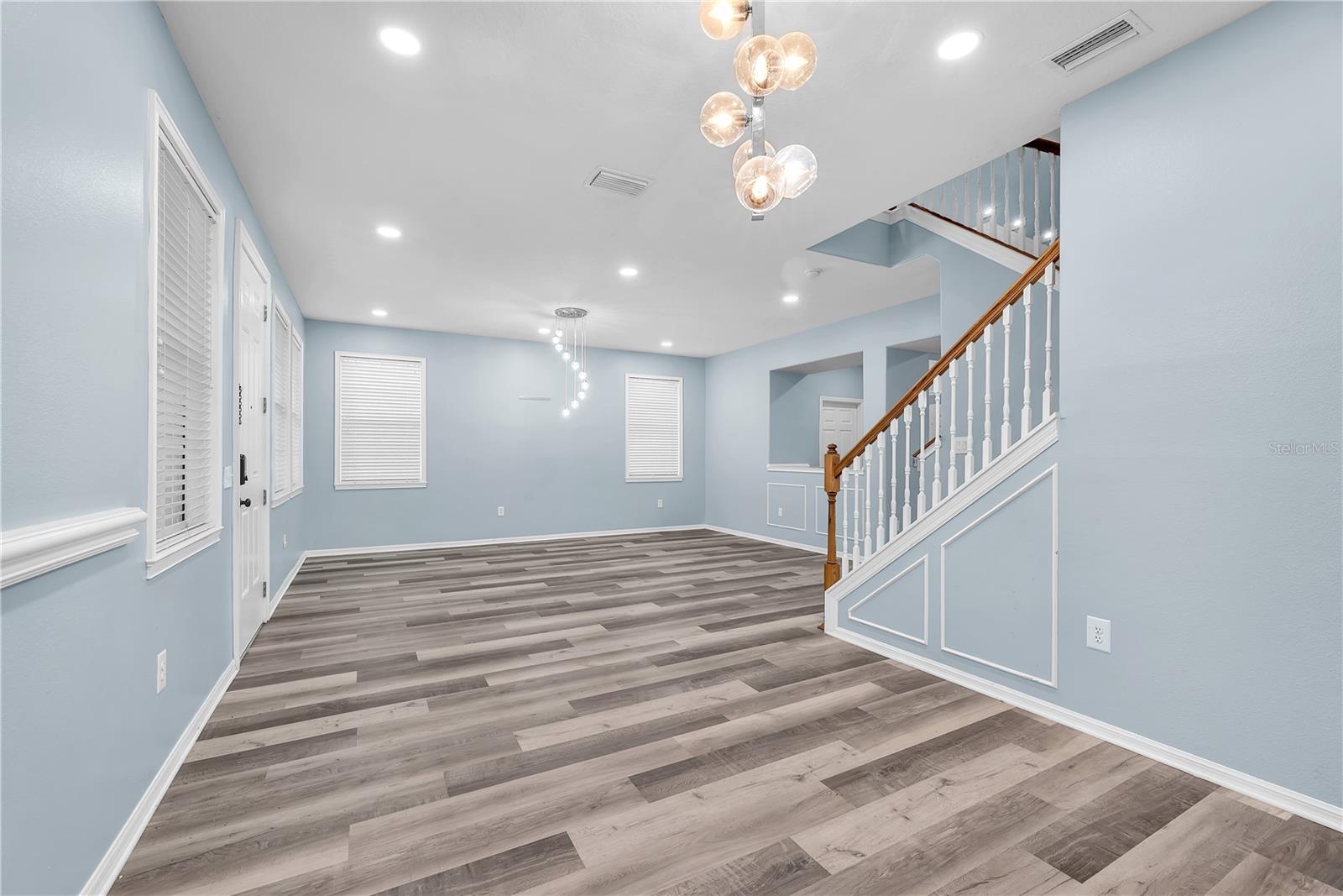 Image 8 of 40 For 10638 Dawns Light Drive