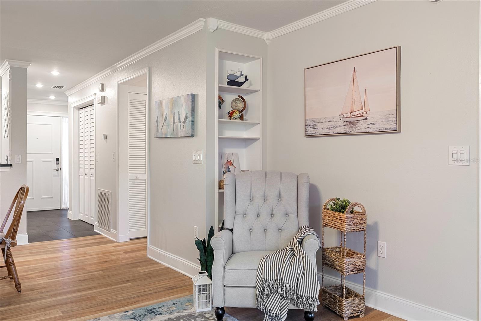 Image 12 of 30 For 200 International Drive  815