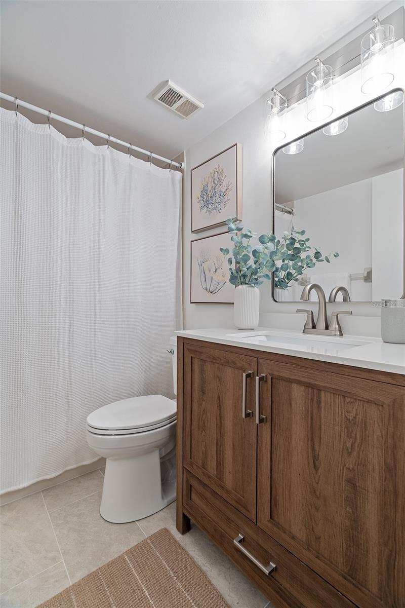 Image 24 of 30 For 200 International Drive  815