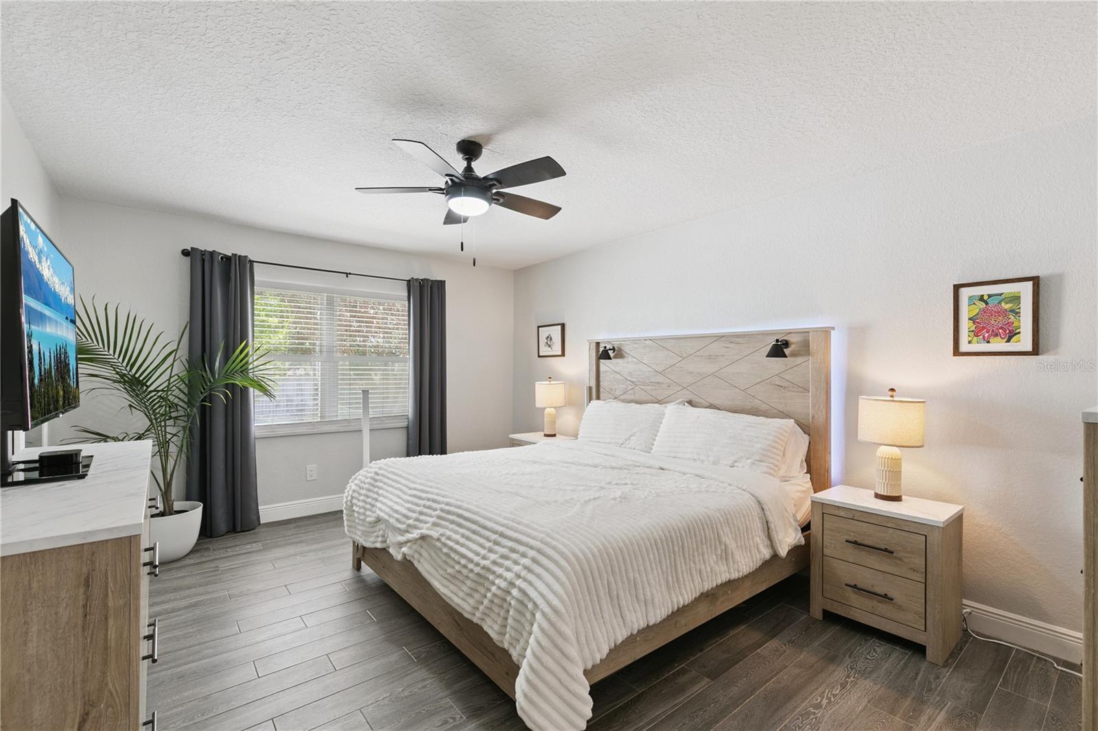 Image 14 of 36 For 103 Spanish Oak Lane