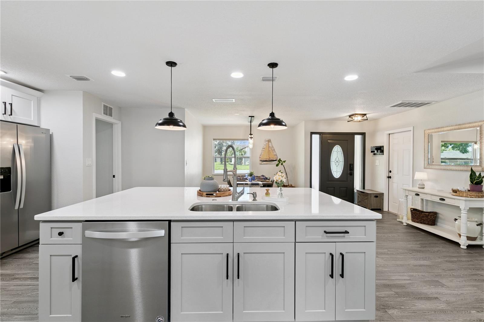 Image 9 of 36 For 103 Spanish Oak Lane