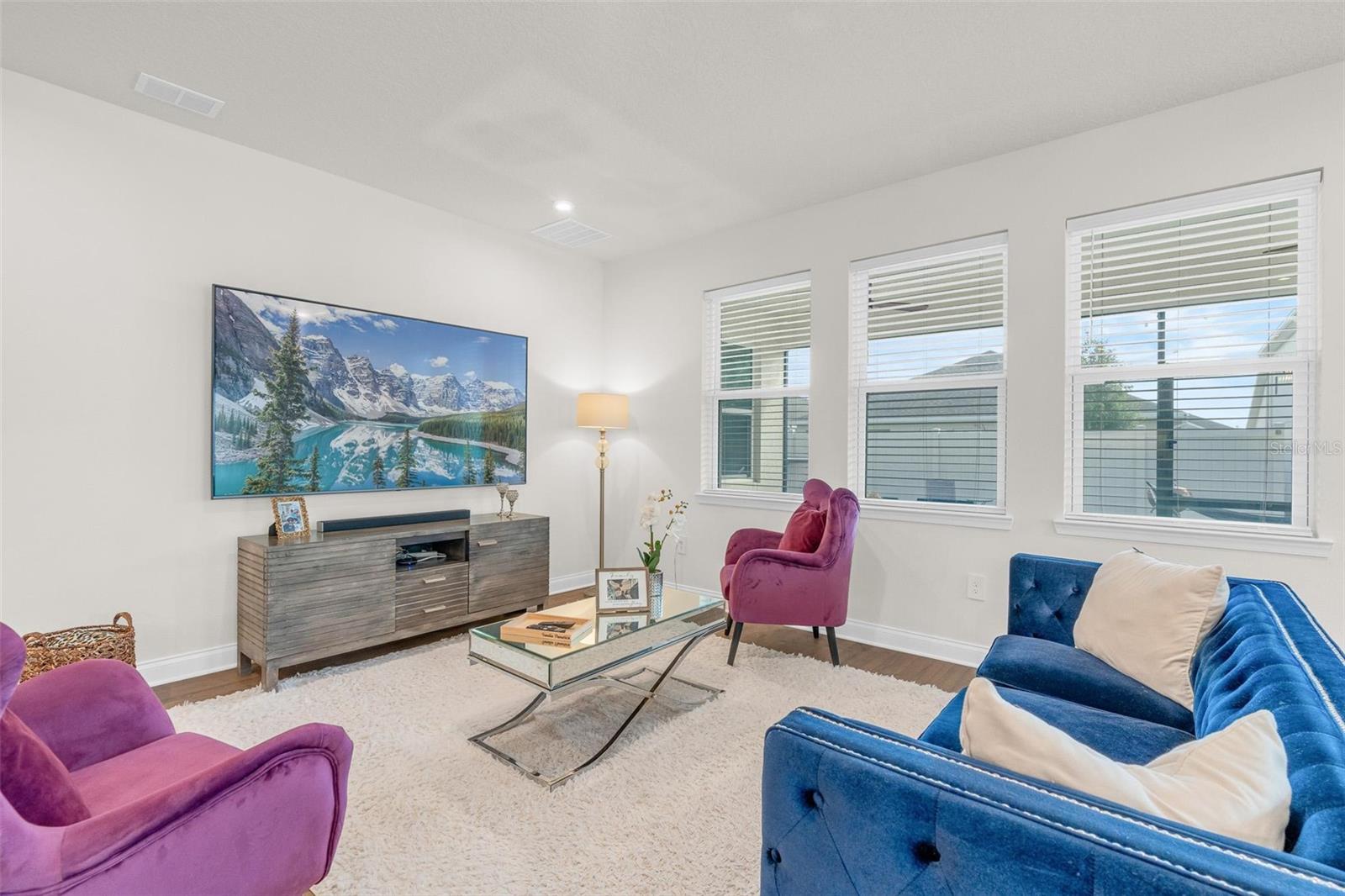 Image 18 of 51 For 752 Annabell Ridge Road