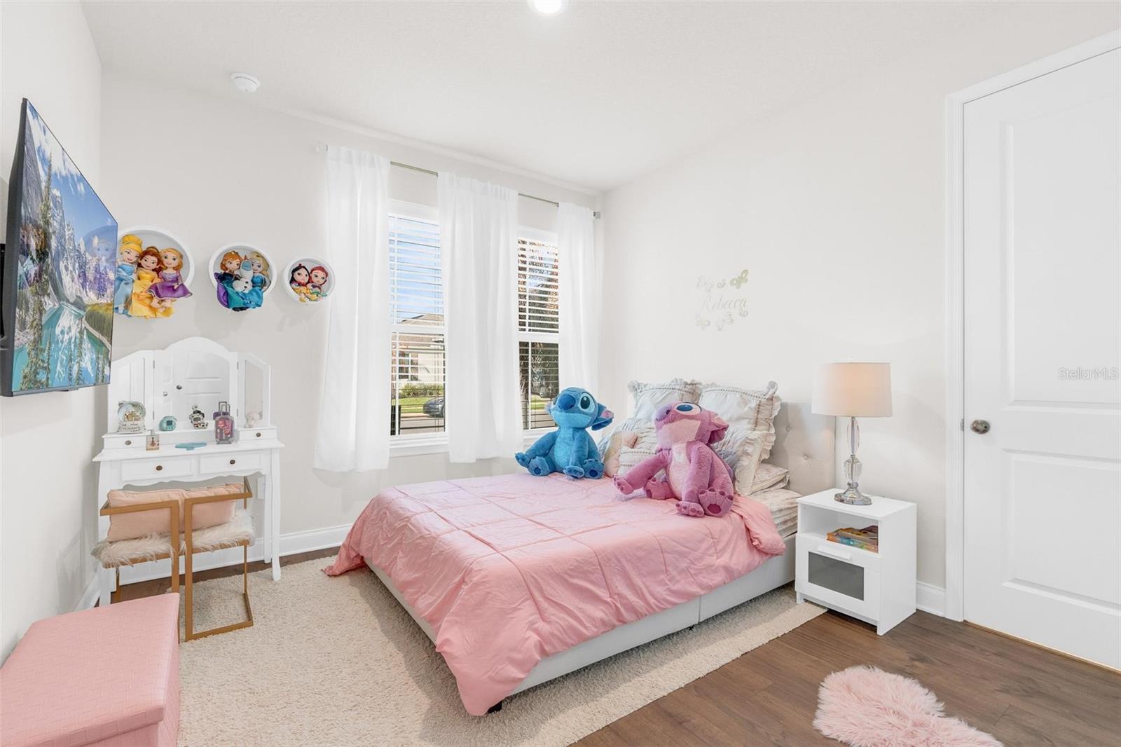 Image 33 of 51 For 752 Annabell Ridge Road