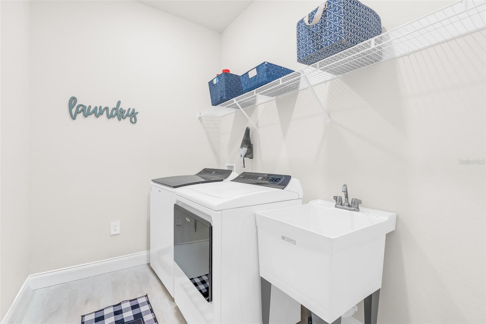 Image 36 of 51 For 752 Annabell Ridge Road