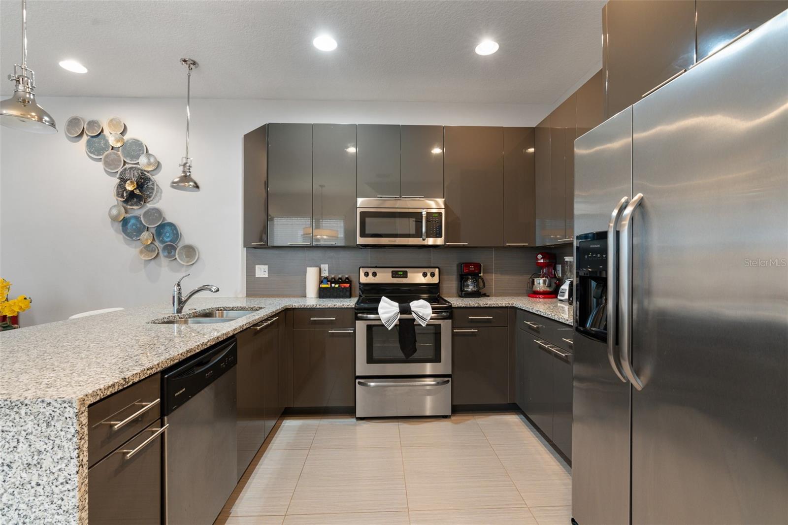 Image 14 of 36 For 17522 Placidity Avenue