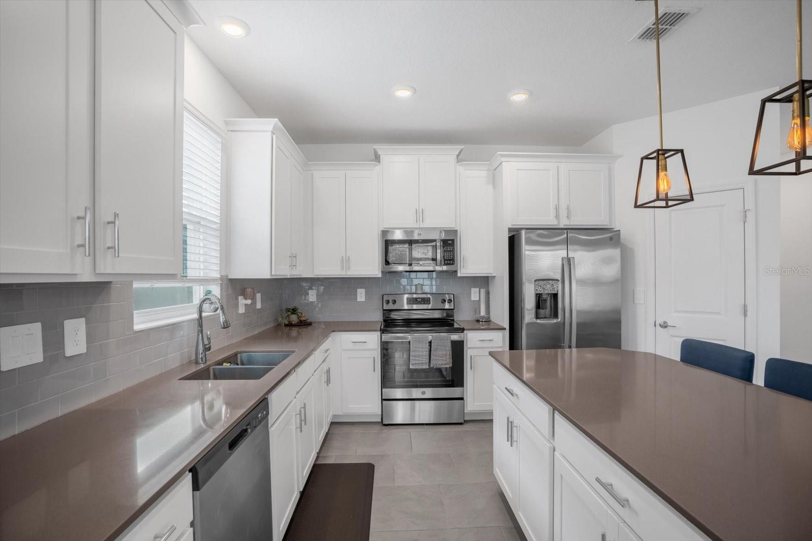 Image 9 of 30 For 1820 Church Lake Street