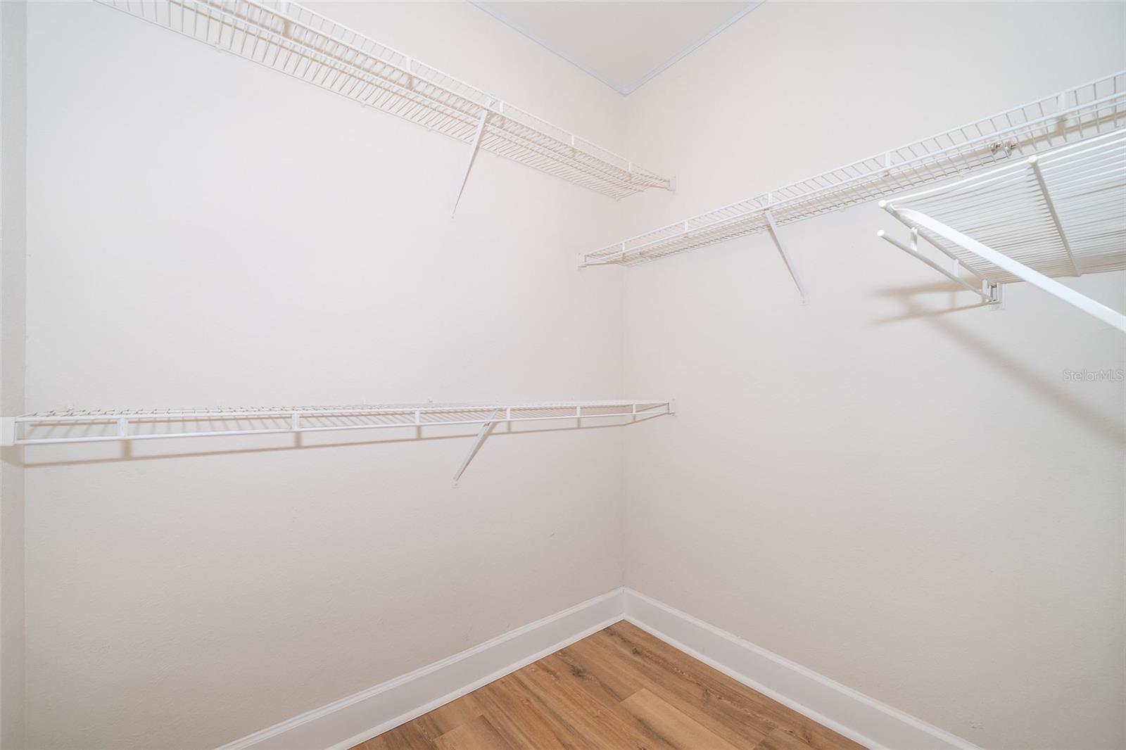 Image 23 of 32 For 204 South Street 5054