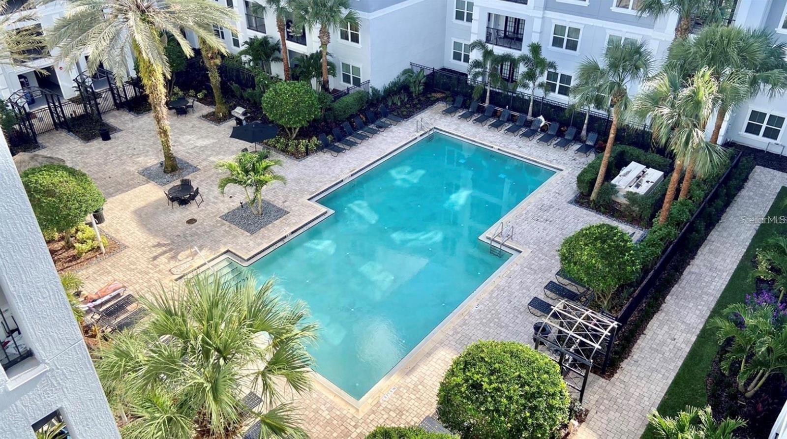 Image 28 of 32 For 204 South Street 5054