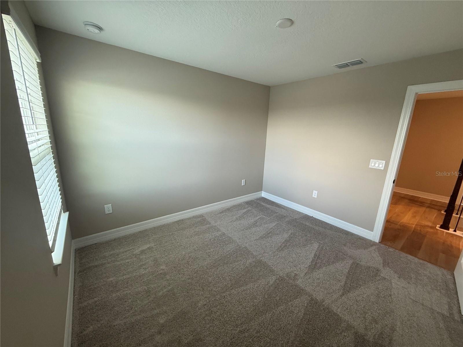 Image 25 of 47 For 455 Winter Grove Boulevard