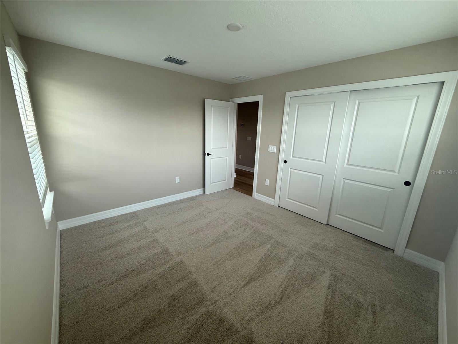 Image 29 of 47 For 455 Winter Grove Boulevard