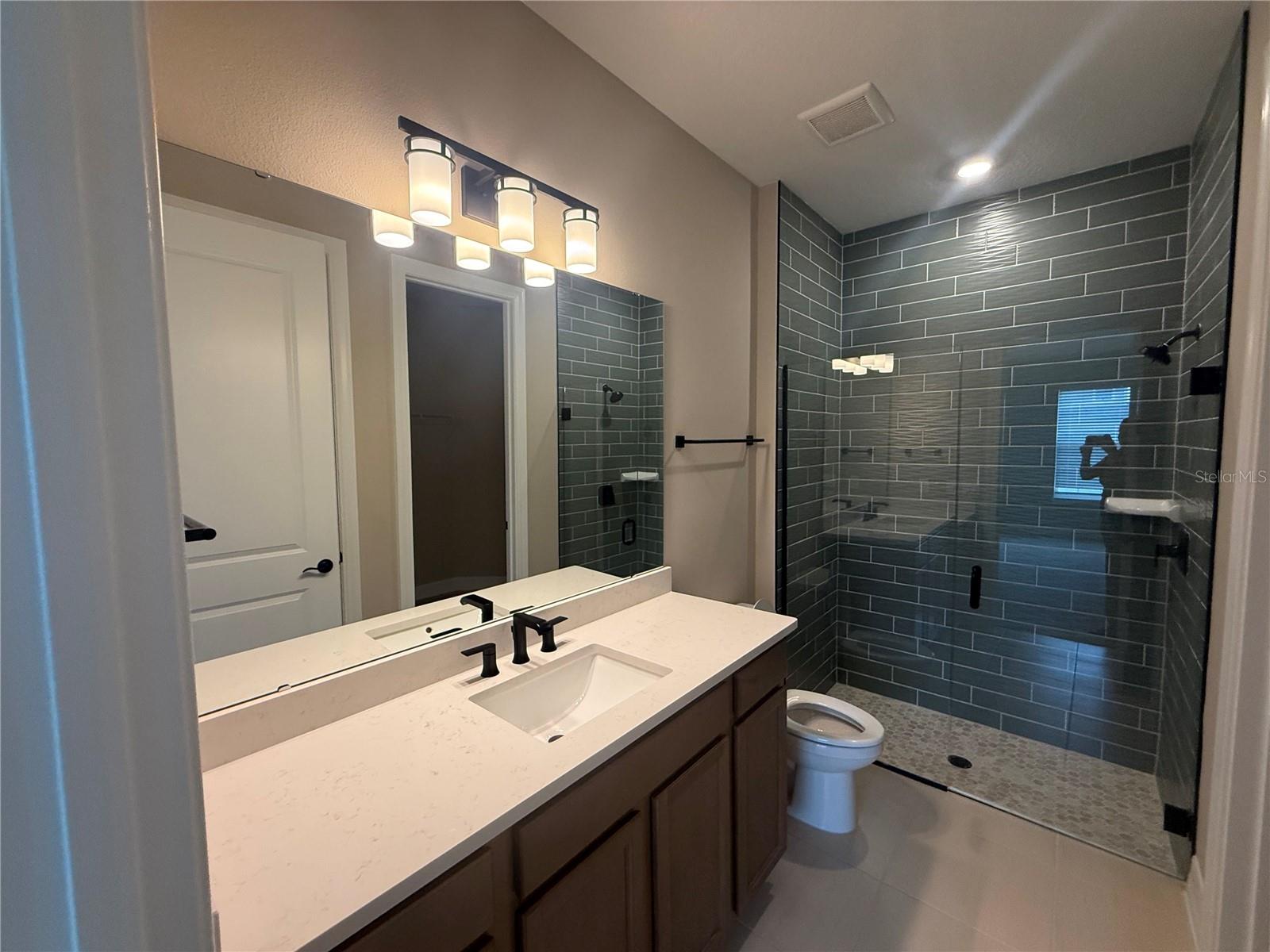 Image 9 of 47 For 455 Winter Grove Boulevard