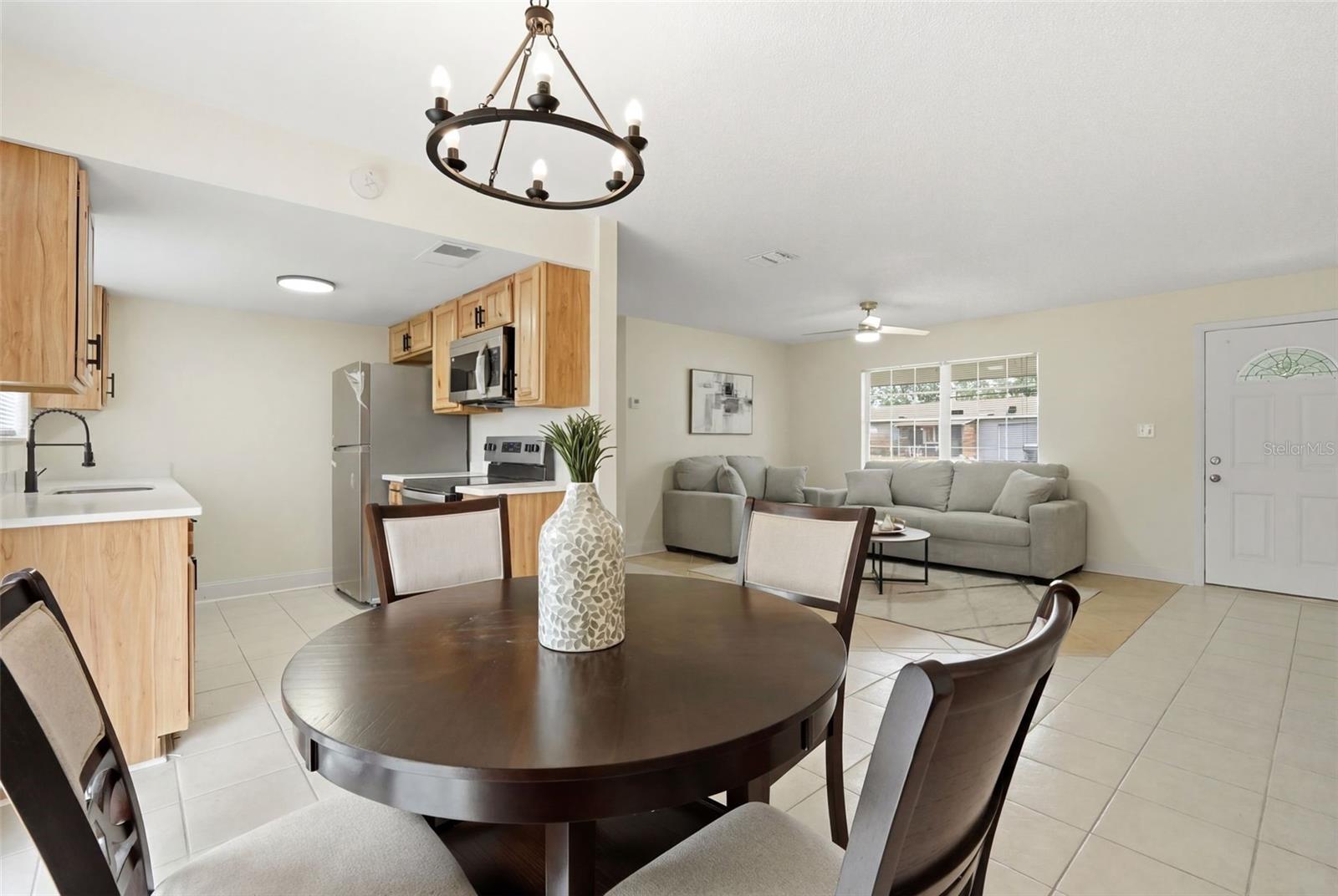 Image 4 of 14 For 1710 Tallo Way