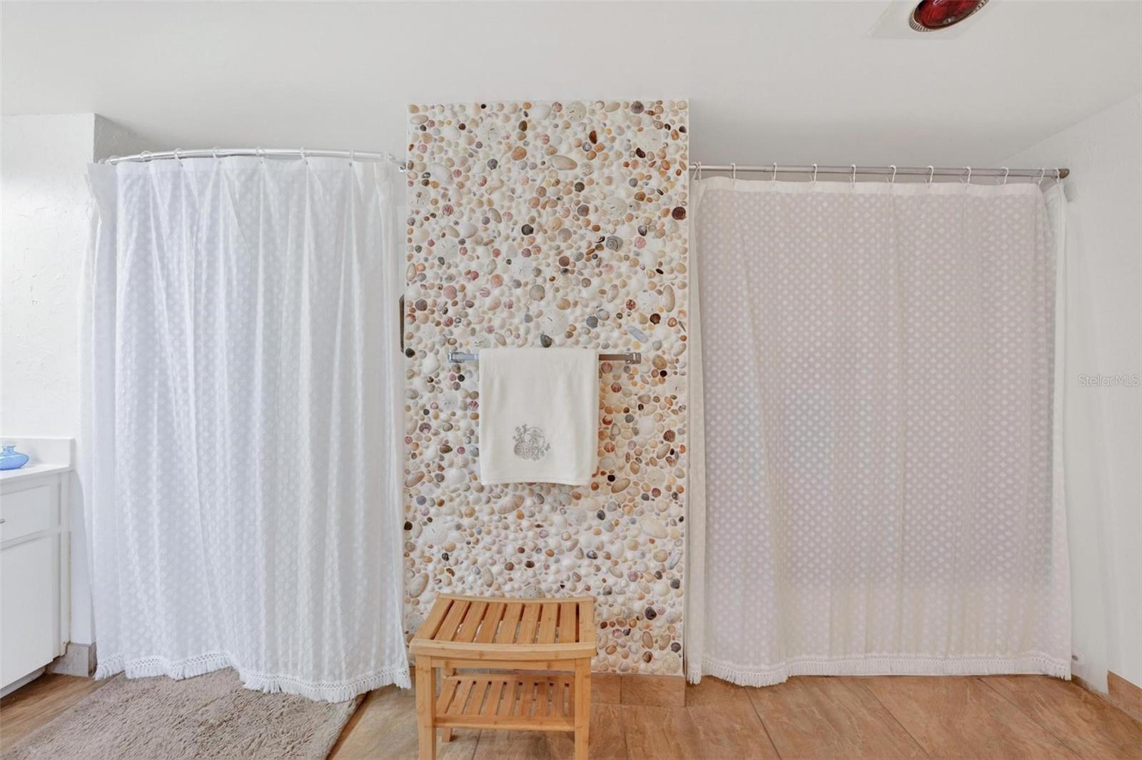 Image 37 of 71 For 3743 Atlantic Avenue 7a00