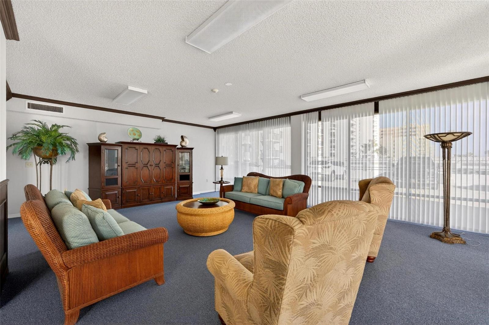 Image 55 of 71 For 3743 Atlantic Avenue 7a00