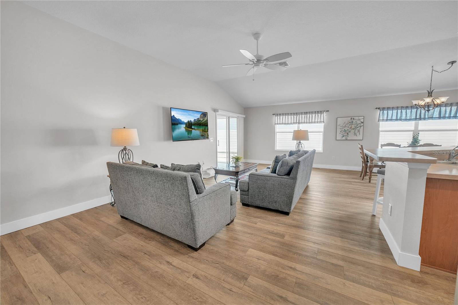 Image 11 of 61 For 2604 Alcade Place