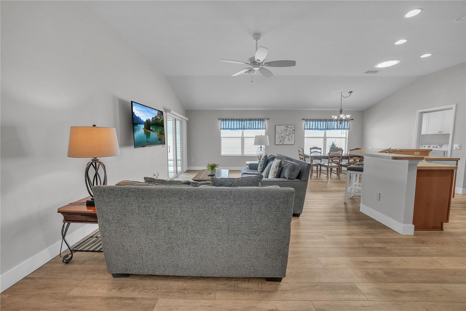 Image 12 of 61 For 2604 Alcade Place