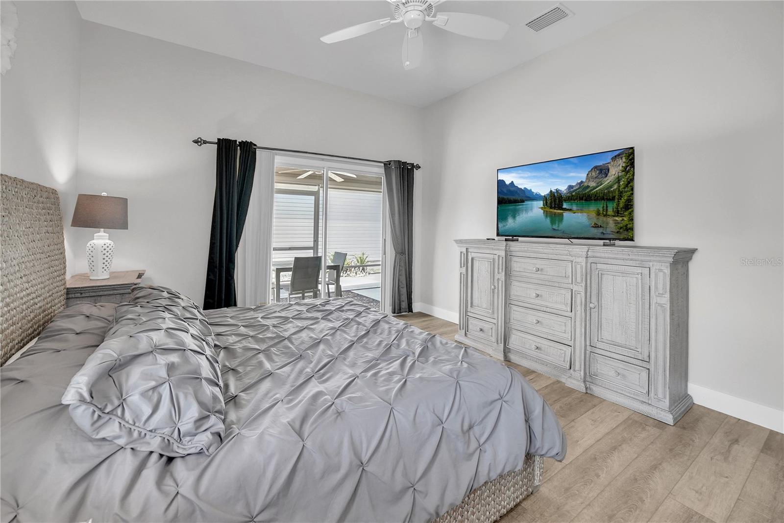 Image 24 of 61 For 2604 Alcade Place