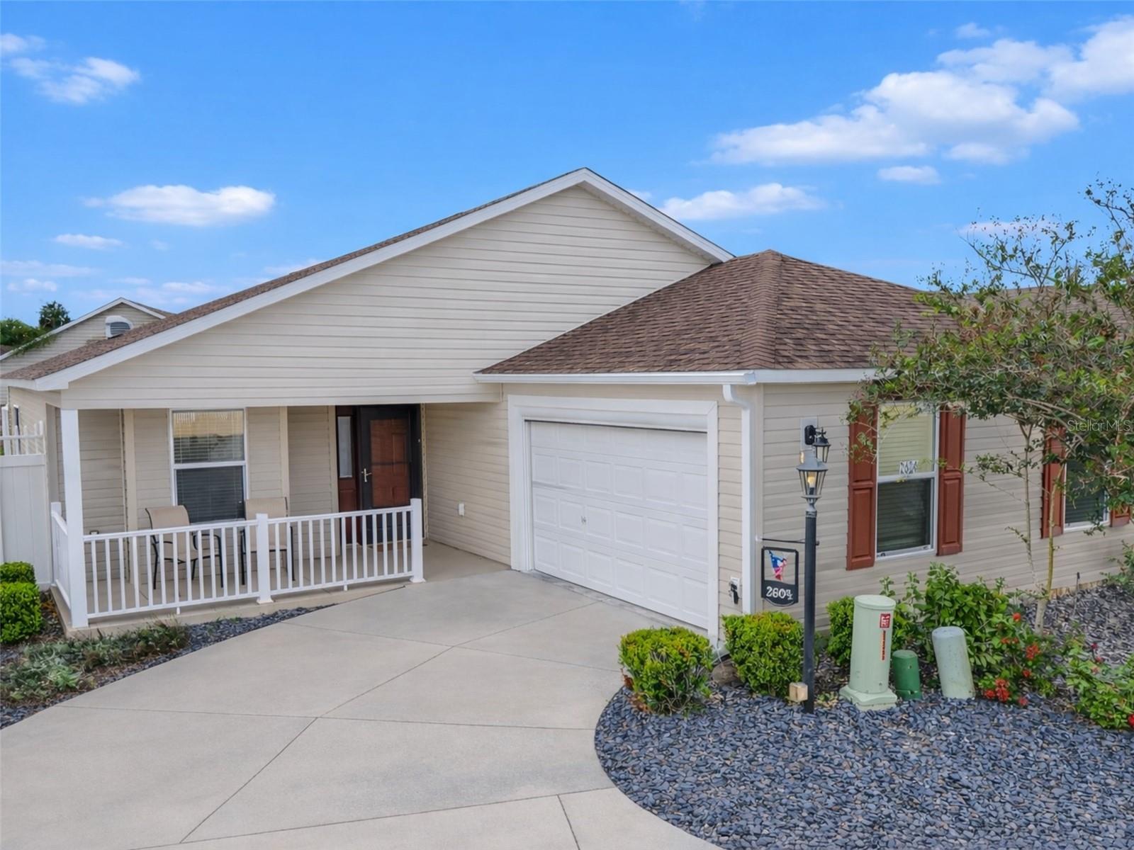 Image 5 of 61 For 2604 Alcade Place