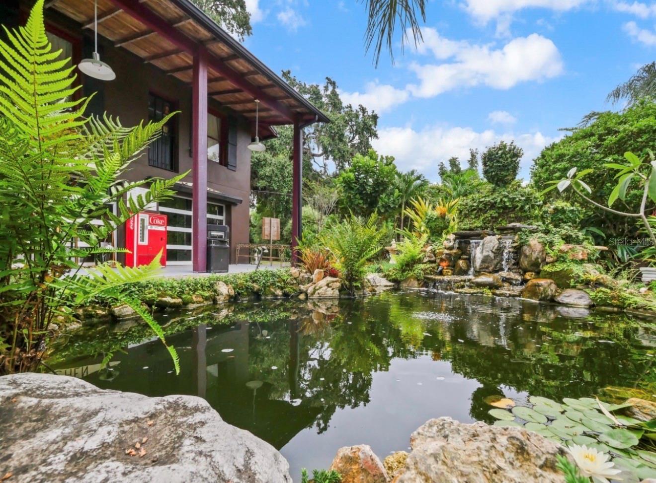 Image 3 of 20 For 4421 Edgewater Drive