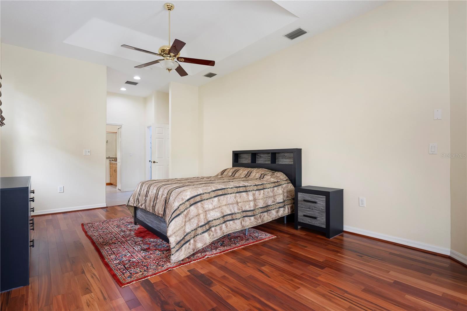 Image 15 of 49 For 7005 Goldrush Lane