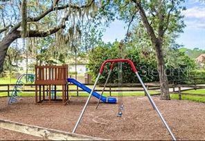 Image 18 of 20 For 143 Villa Di Este Terrace 209