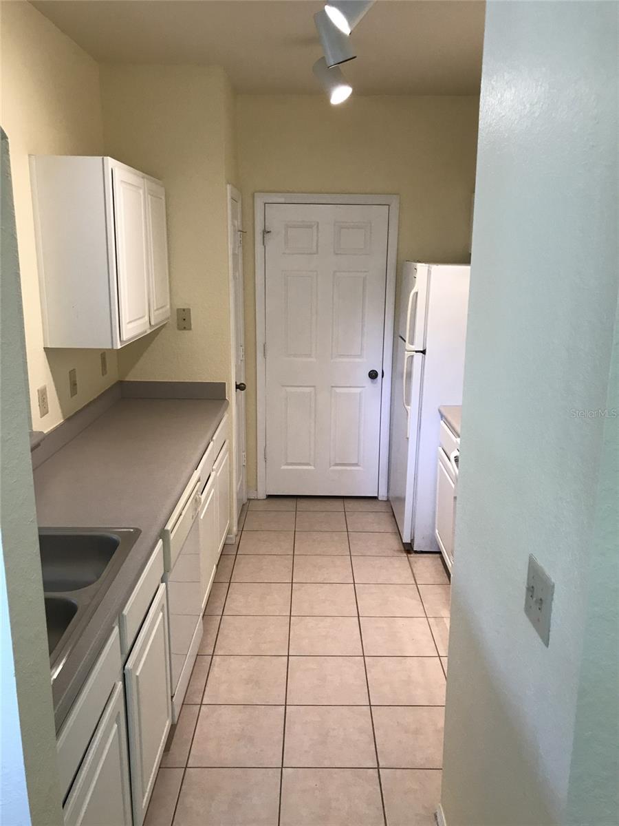 Image 6 of 20 For 143 Villa Di Este Terrace 209