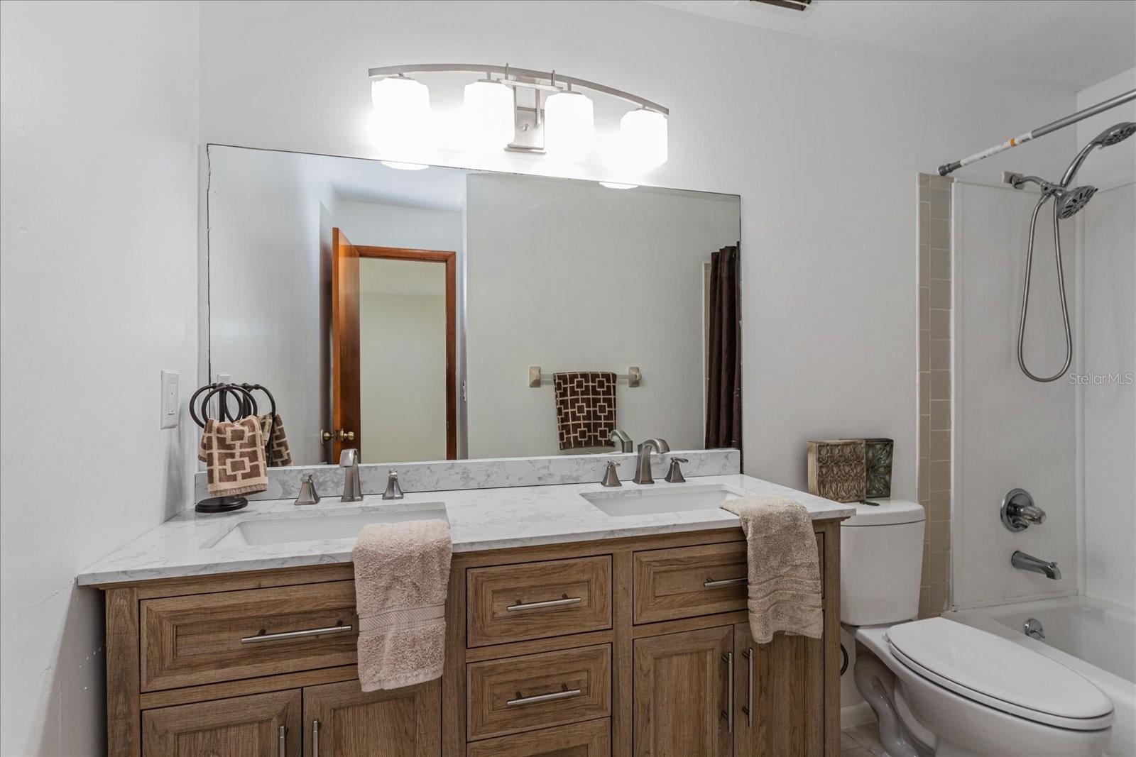 Image 21 of 25 For 2134 45th Avenue