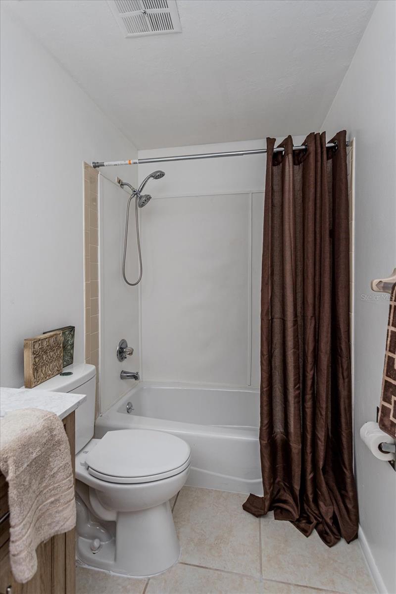 Image 22 of 25 For 2134 45th Avenue