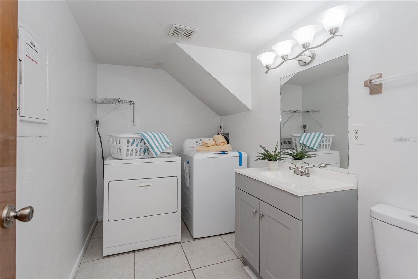 Image 8 of 25 For 2134 45th Avenue